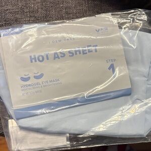 I Dew Care Hydrogel Eye Mask With Cosmetic Bag